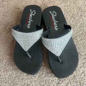 Skechers Yoga Foam Flip-flops 8
